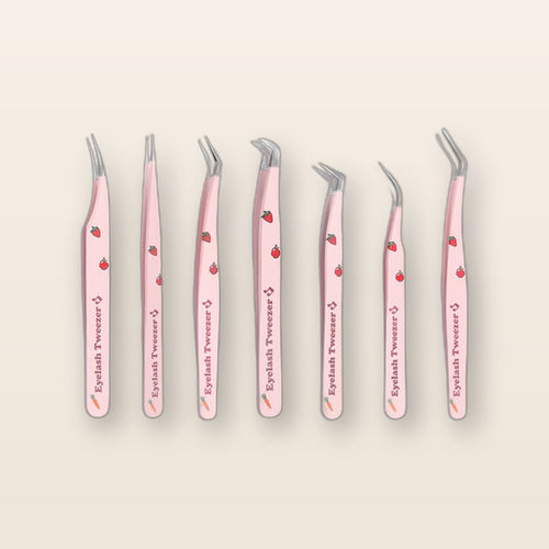 Precision lash tweezer by Glow Ritual
