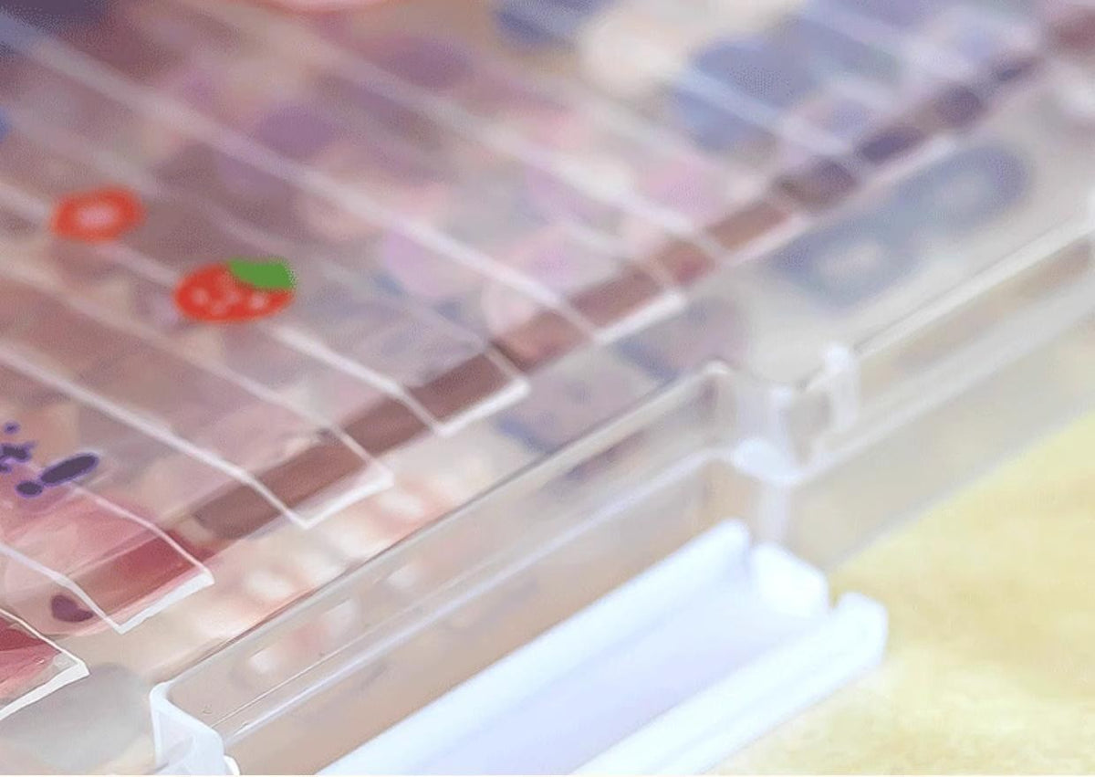 Press-on nail storage box by Glow Ritual