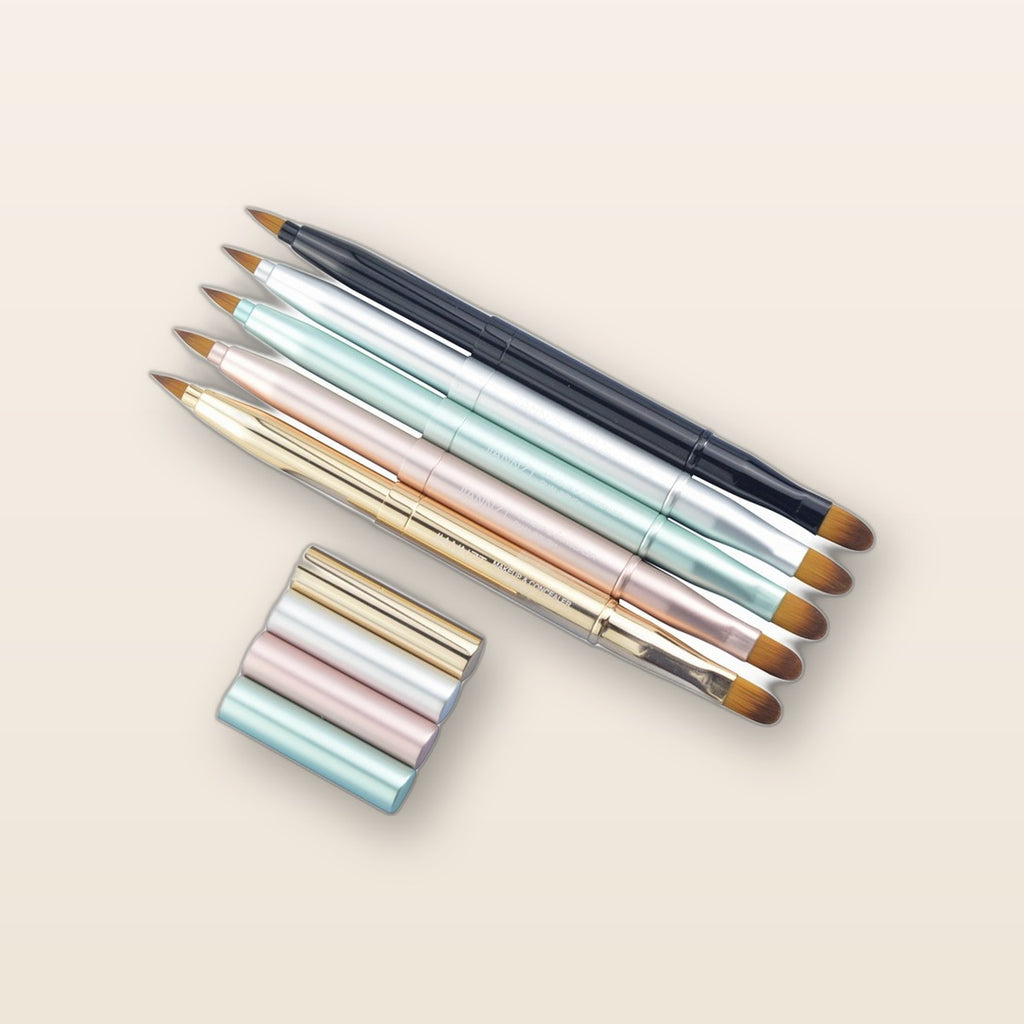 Retractable double-ended lip brush by Glow Ritual