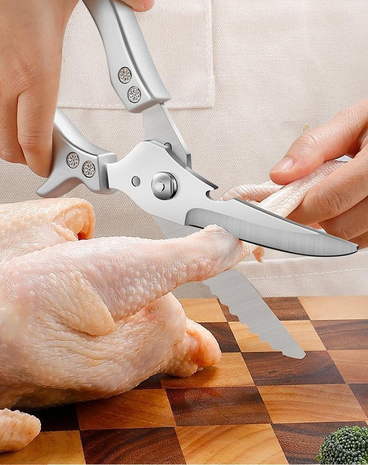 Heavy-duty kitchen shears by Glow Ritual