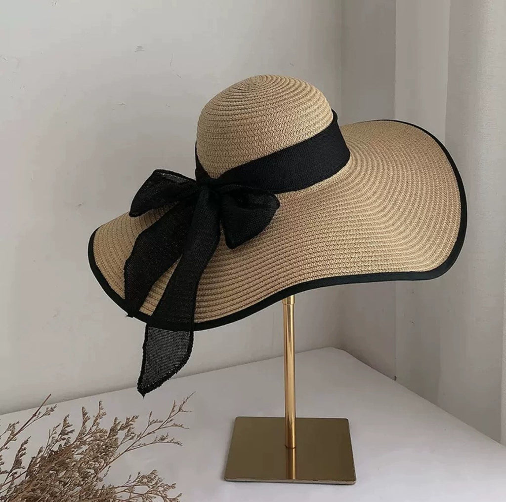 Wide brim straw sun hat by Glow Ritual