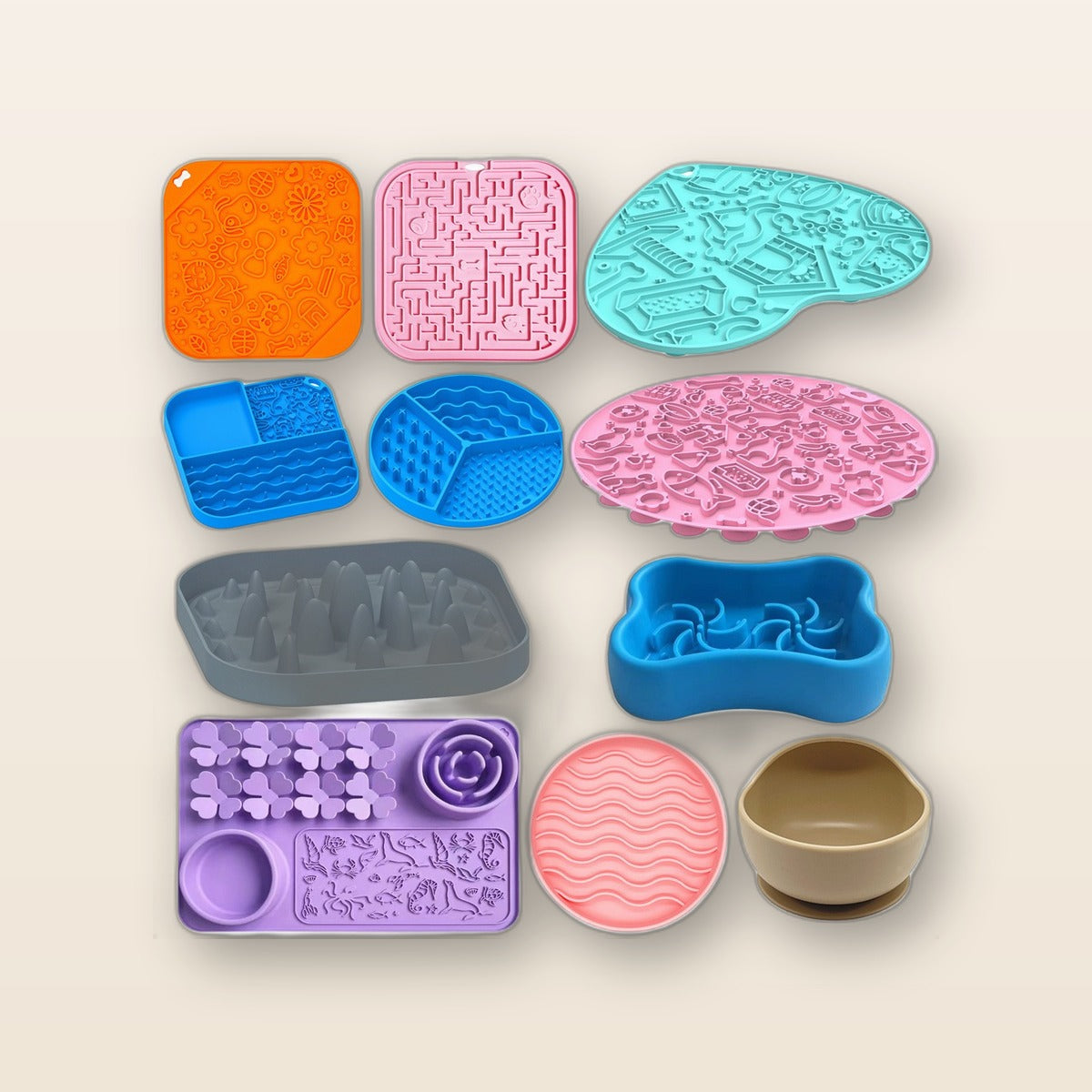 Silicone lick mat and slow feeder by Glow Ritual