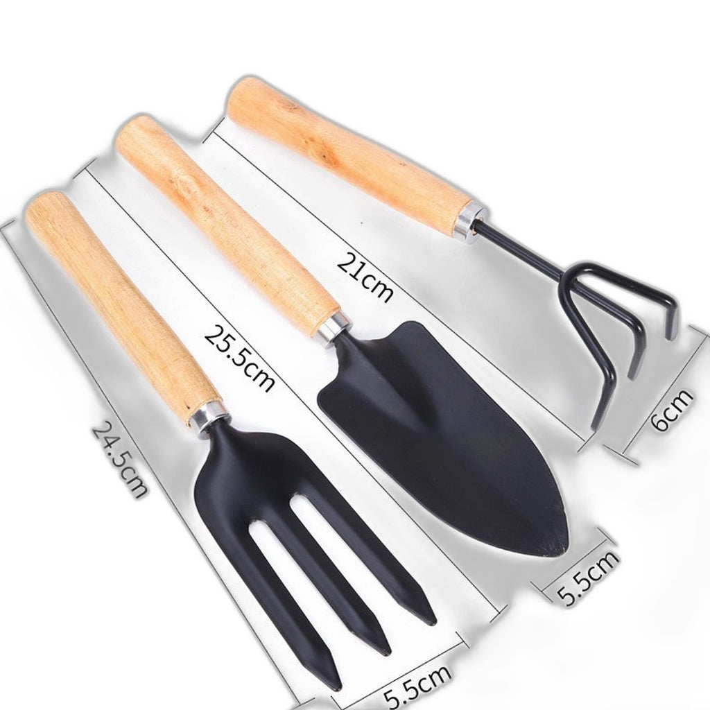 Garden hand tool set by Glow Ritual