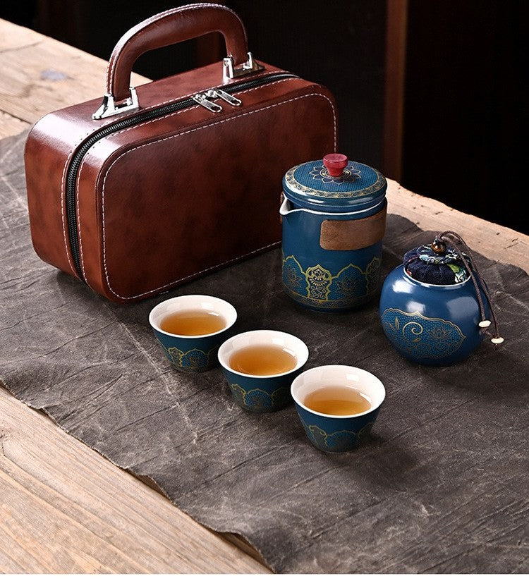 Travel gongfu tea set by Glow Ritual
