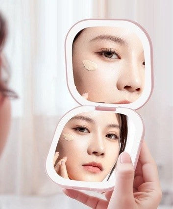 LED compact travel mirror by Glow Ritual