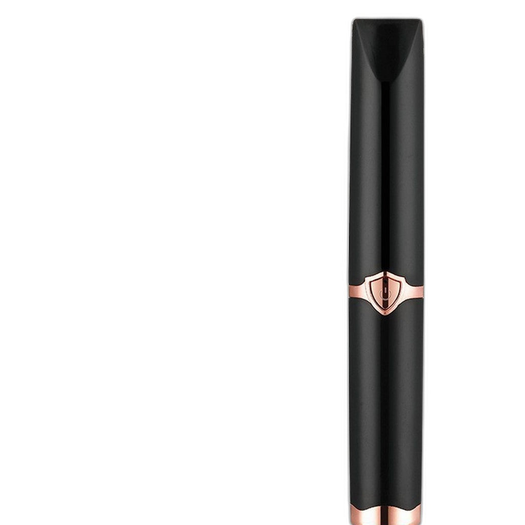 Heated eyelash curler by Glow Ritual