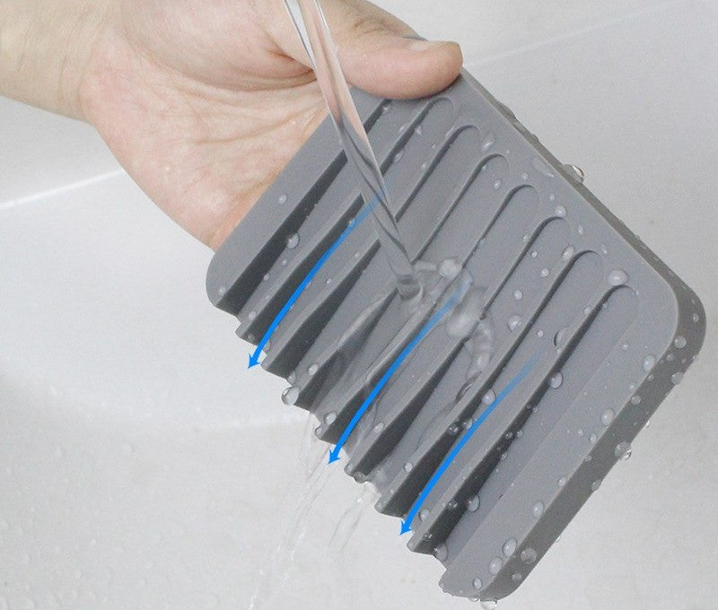 Self-draining silicone soap dish by Glow Ritual