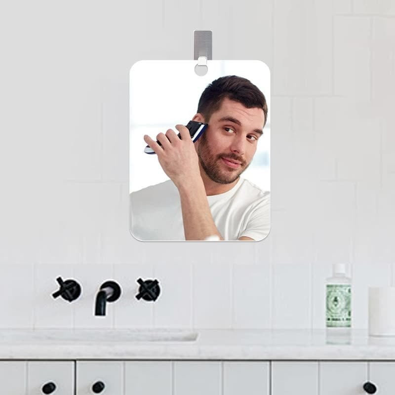 Fogless shower mirror by Glow Ritual