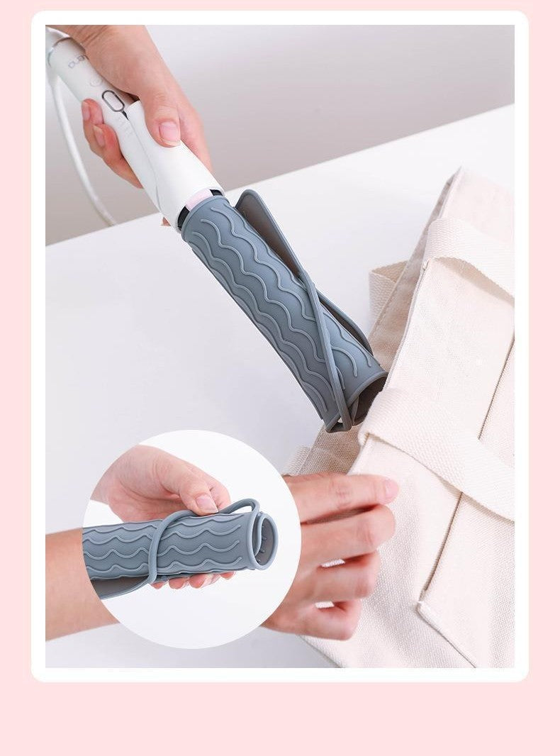 Silicone heat-resistant styling mat by Glow Ritual