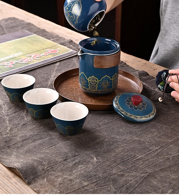 Travel gongfu tea set by Glow Ritual