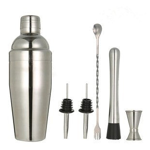 Cocktail shaker set by Glow Ritual