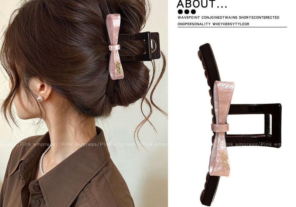 Cloud claw clip by Glow Ritual