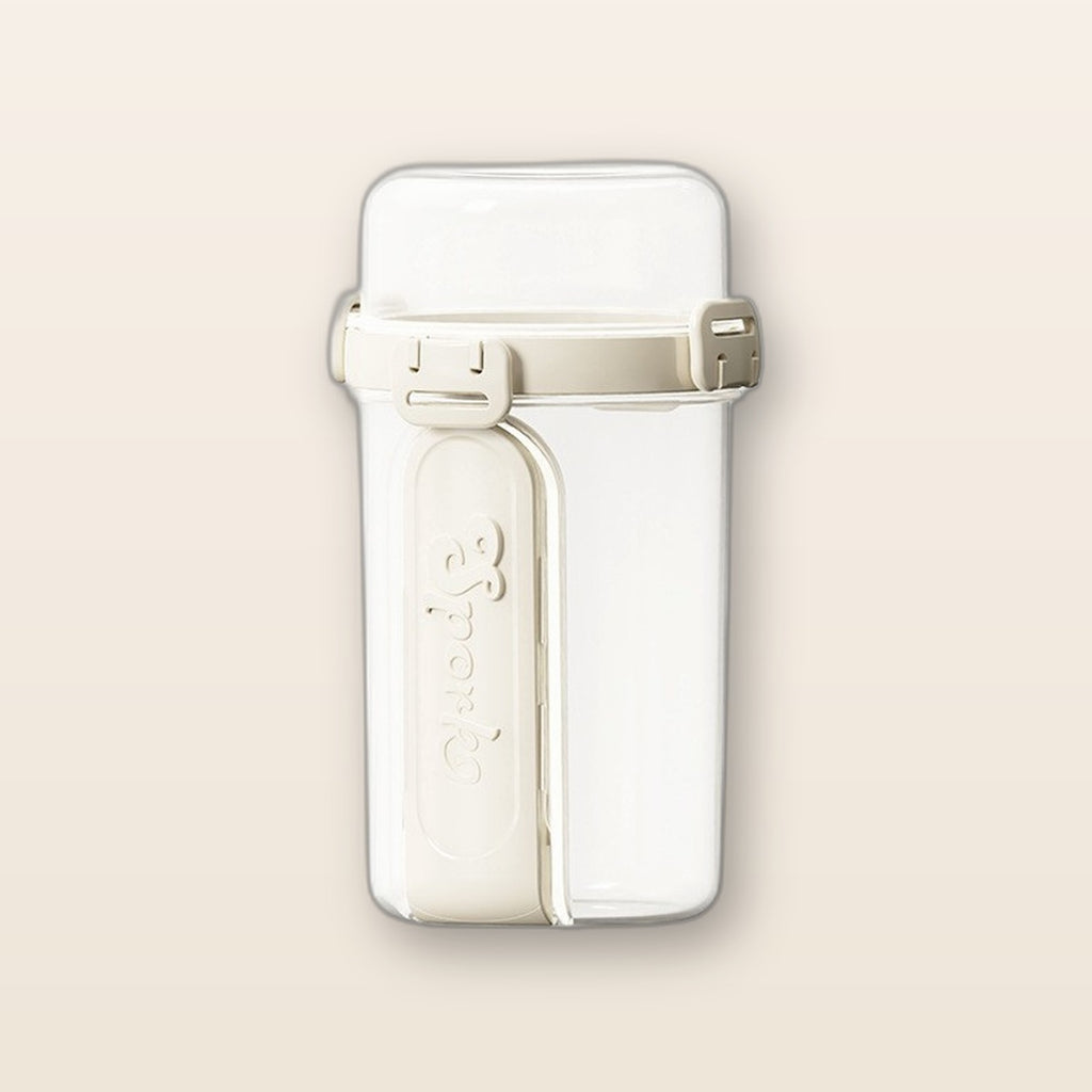Salad container with fork by Glow Ritual