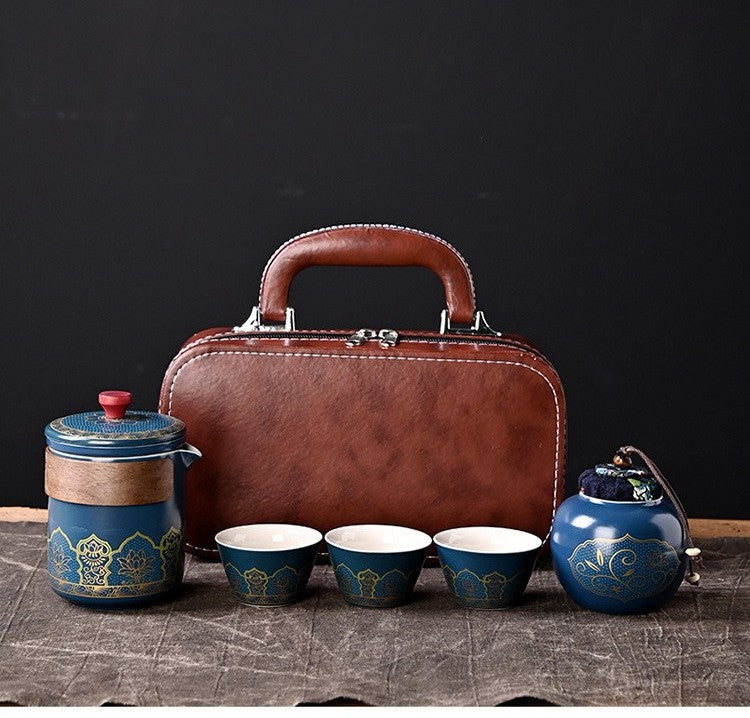Travel gongfu tea set by Glow Ritual