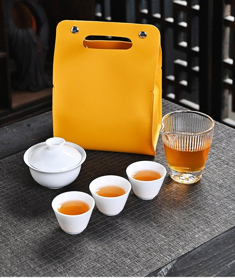 Travel gaiwan tea set by Glow Ritual
