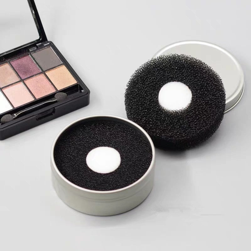 Makeup brush dry cleaning sponge by Glow Ritual