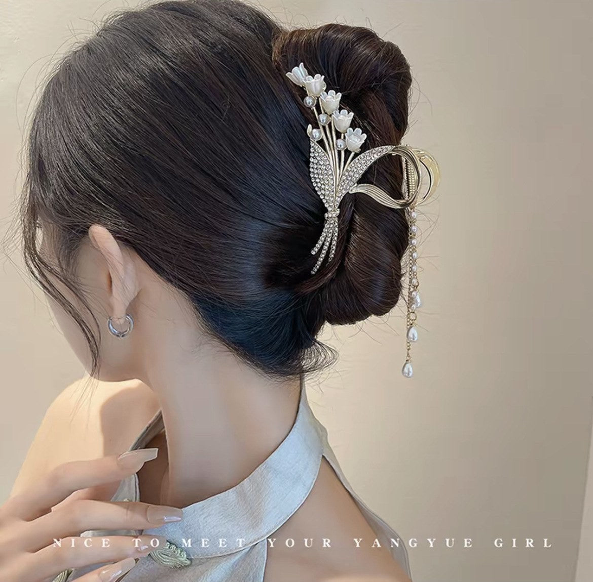 Pearl flower claw clip by Glow Ritual