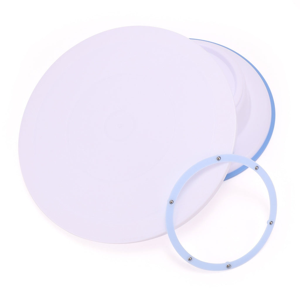 Cake turntable by Glow Ritual