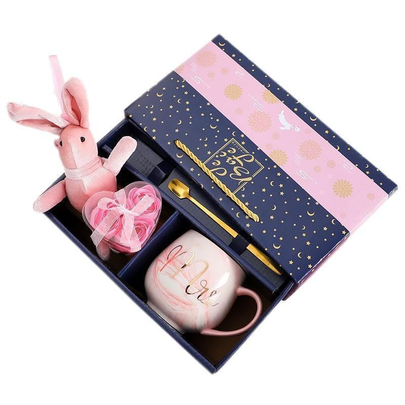 Mr and Mrs marble mug set by Glow Ritual