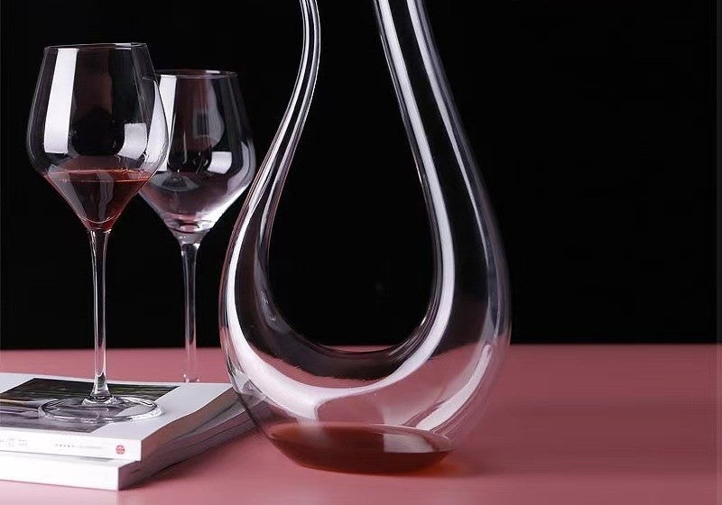 Crystal glass wine decanter by Glow Ritual