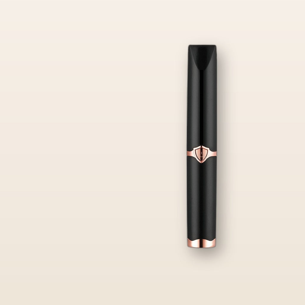Heated eyelash curler by Glow Ritual