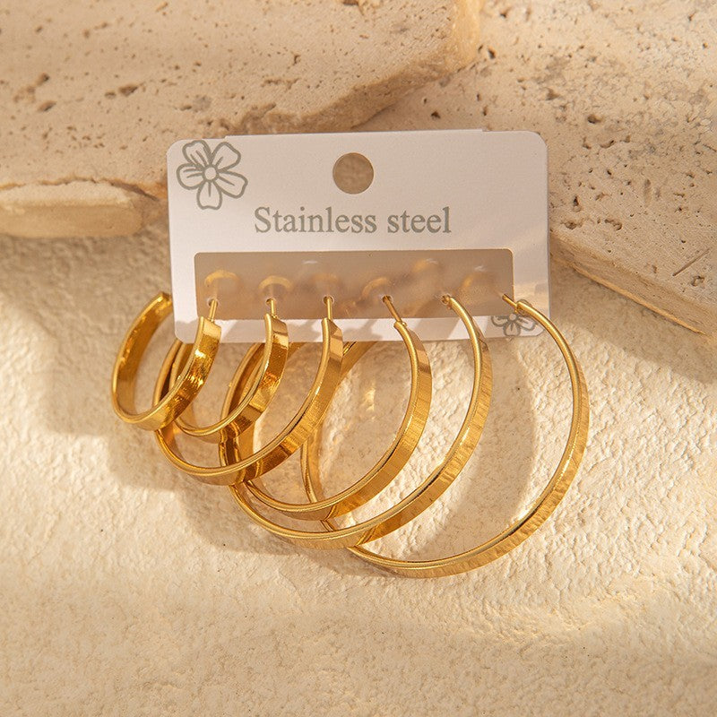 Hoop earrings set by Glow Ritual