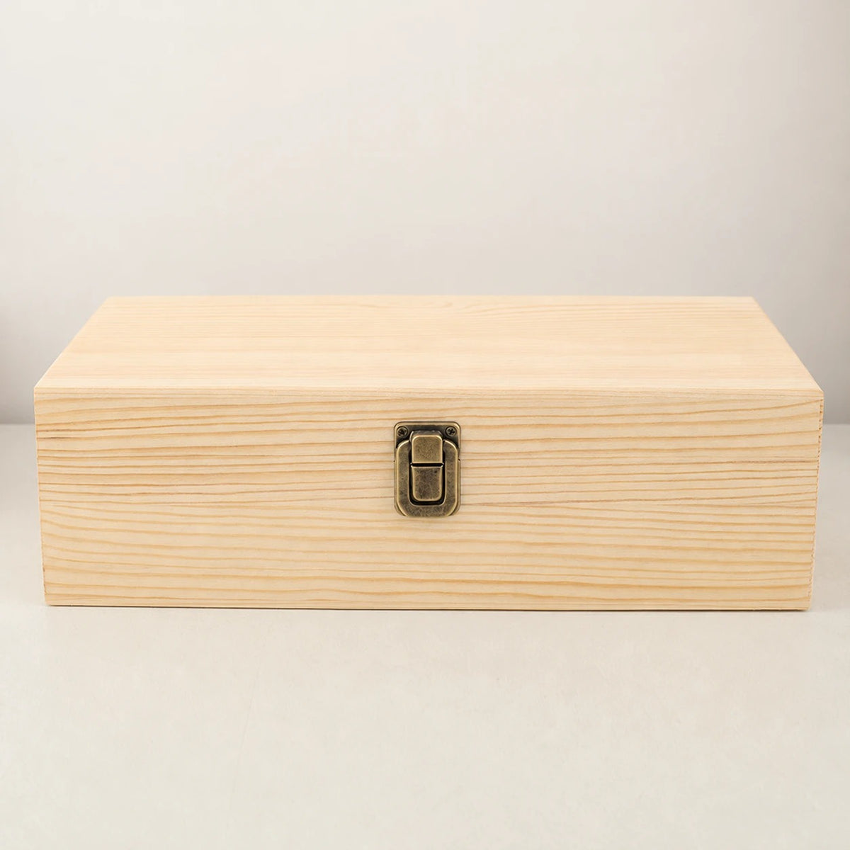 Wooden essential oil storage box - photo 3