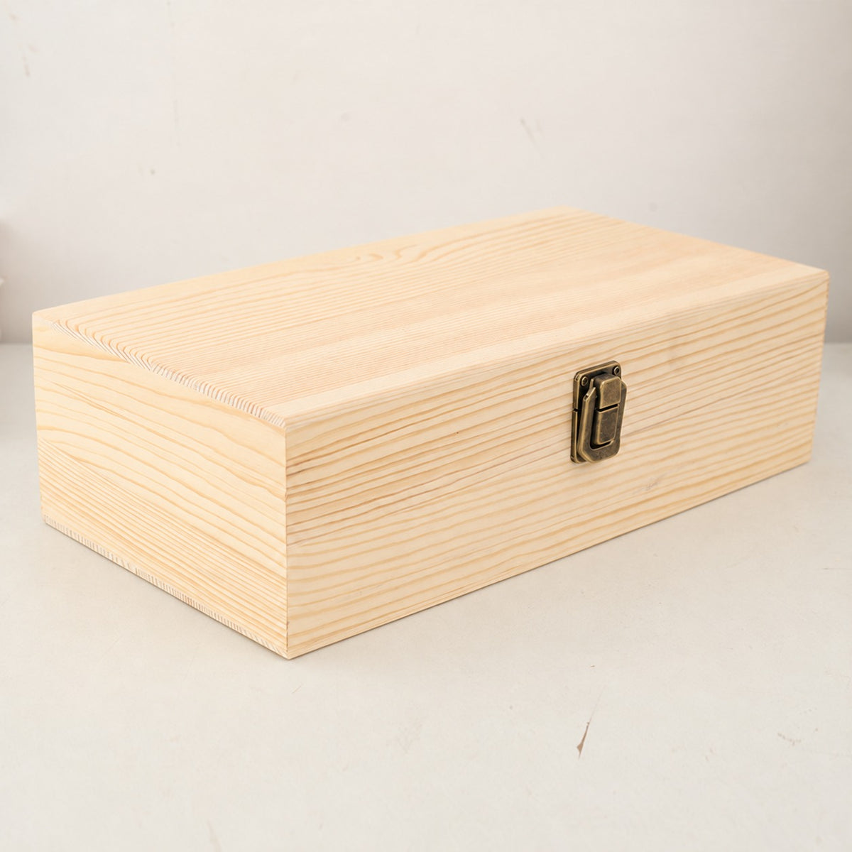 Wooden essential oil storage box - photo 5