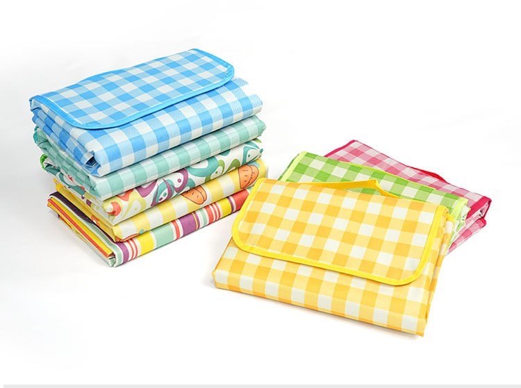 Waterproof picnic blanket by Glow Ritual