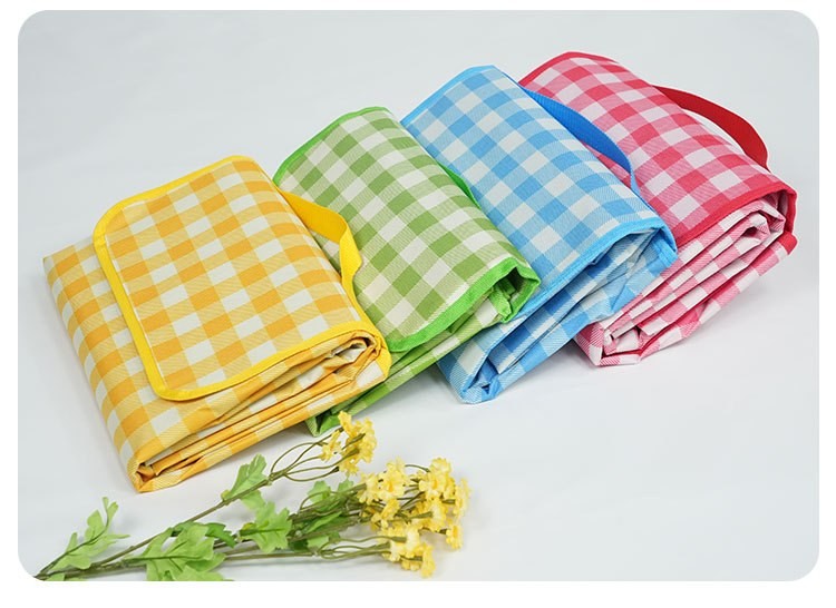 Waterproof picnic blanket by Glow Ritual