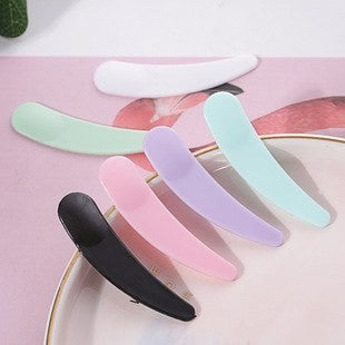 DIY face mask bowl and brush set by Glow Ritual