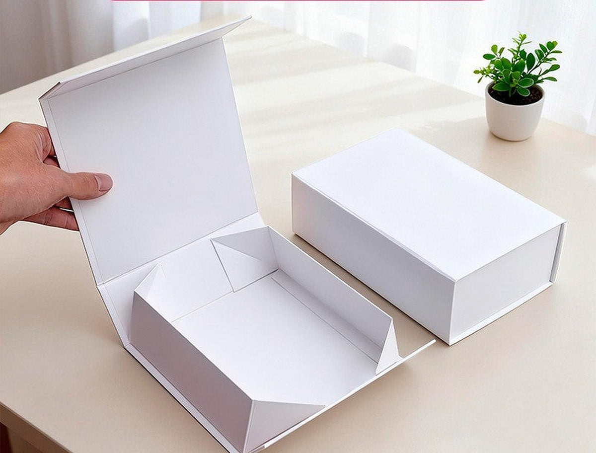 Magnetic gift box by Glow Ritual