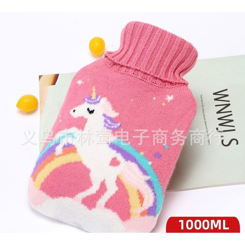 Hot Water Bottle with Knit Cover – 1 L Rubber Bottle in Soft Animal Sleeve