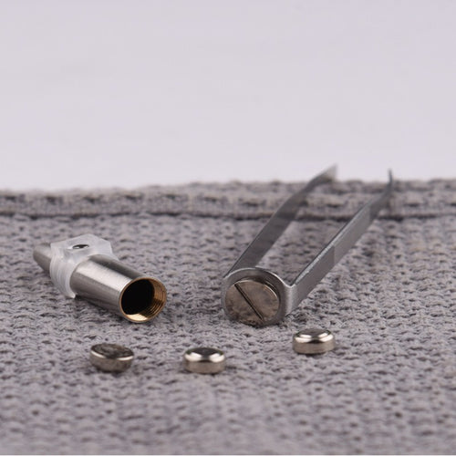 LED lighted tweezers by Glow Ritual