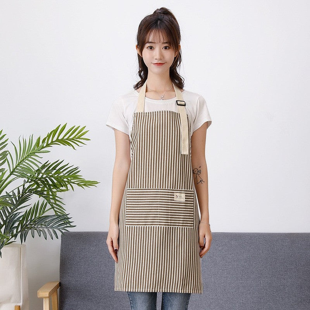 Cotton linen apron by Glow Ritual
