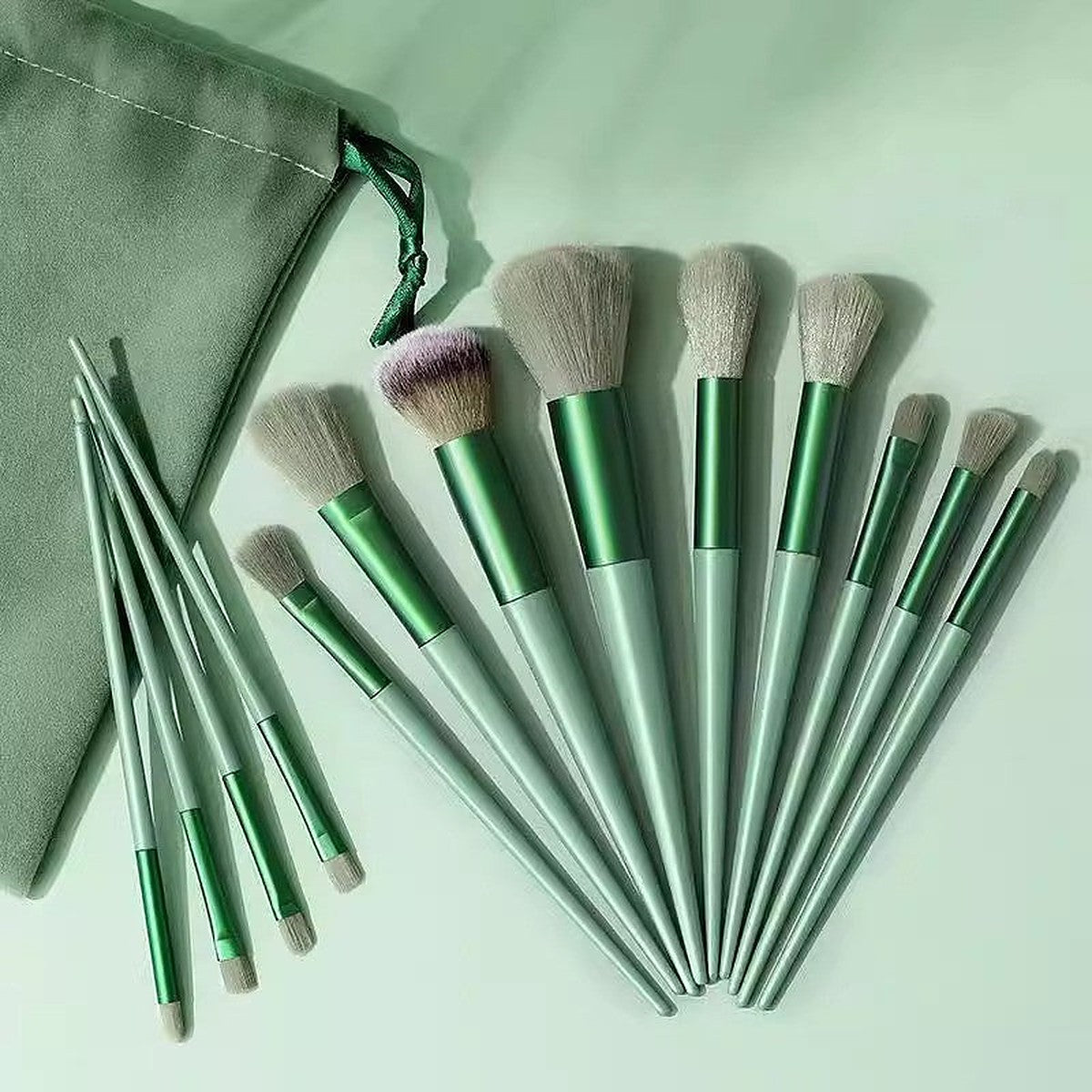 13-piece makeup brush set by Glow Ritual