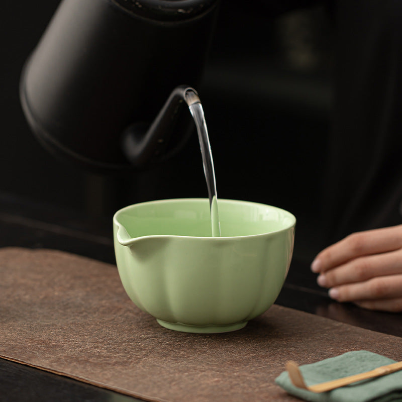 Matcha Ceremony Set – Petal Bowl, Bamboo Whisk, Scoop & Stand