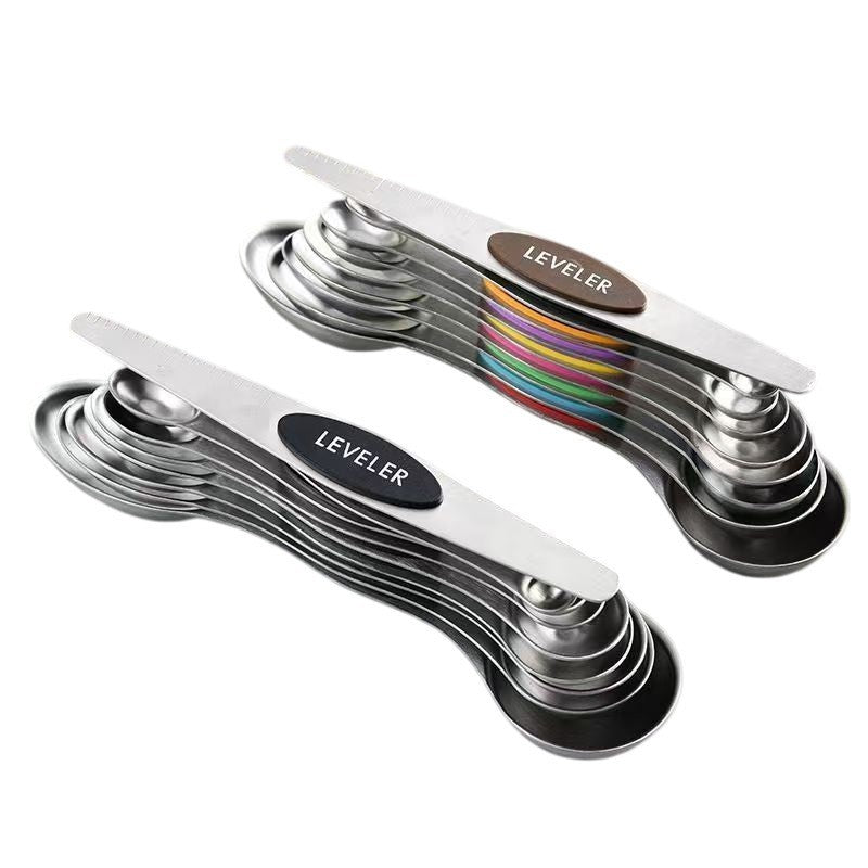 Magnetic measuring spoons by Glow Ritual