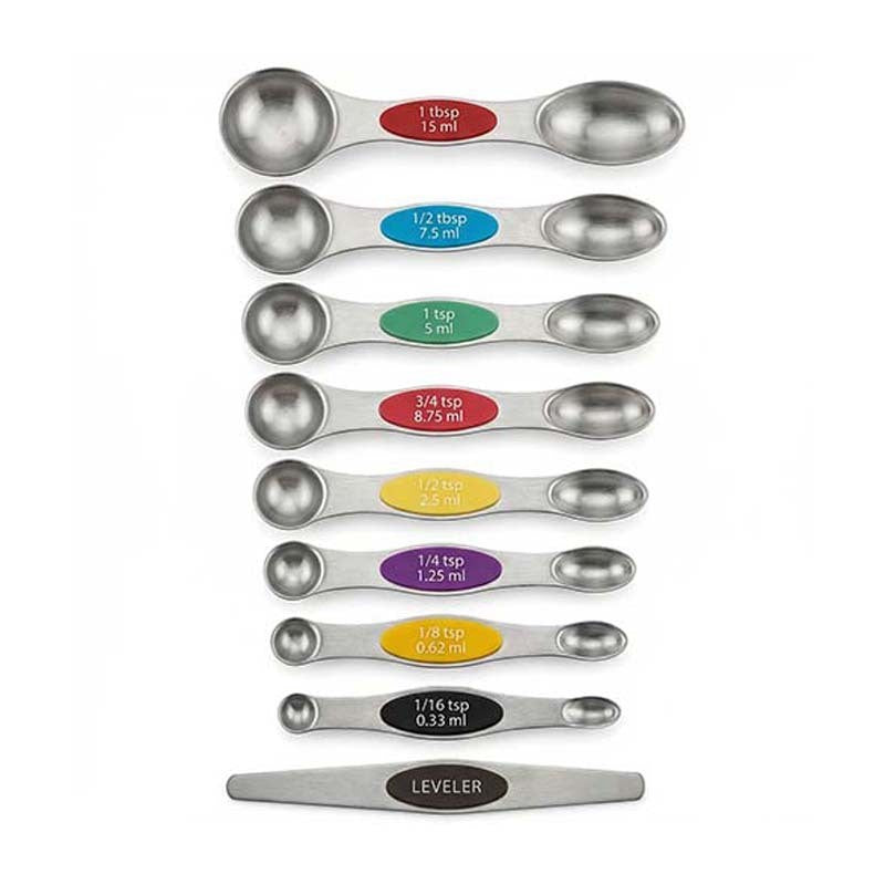 Magnetic measuring spoons by Glow Ritual