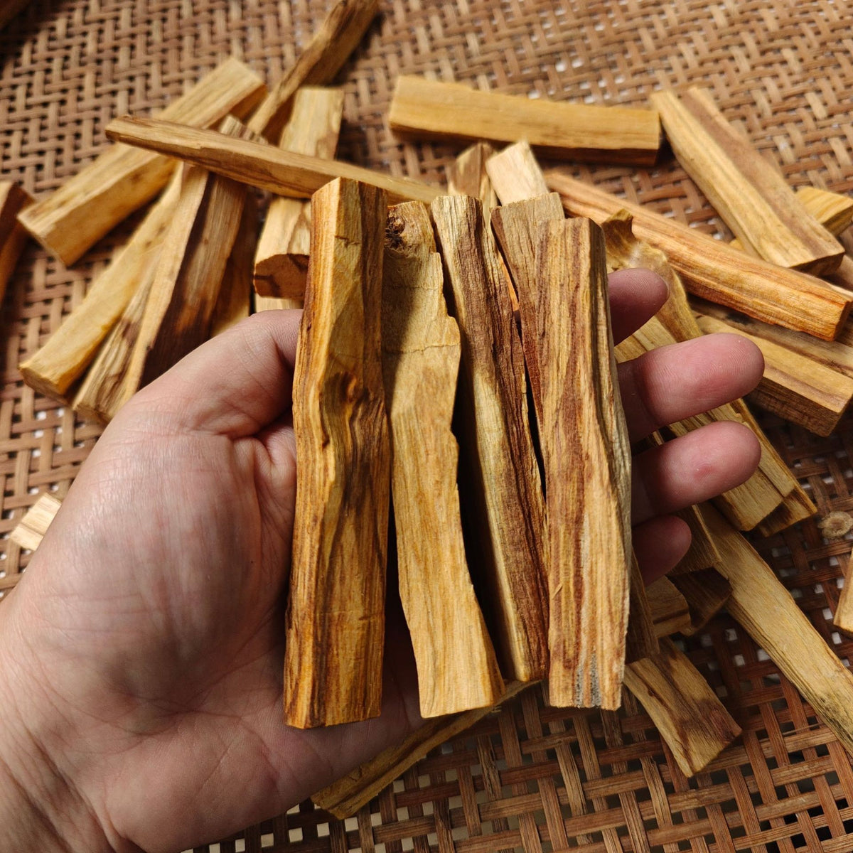 Palo santo sticks 10 pack by Glow Ritual
