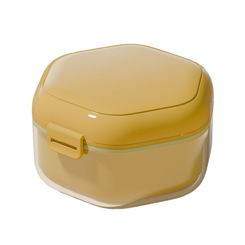 Retainer and aligner case with mirror by Glow Ritual