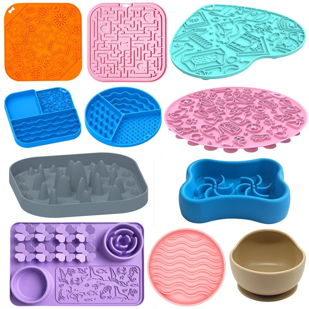 Silicone lick mat and slow feeder by Glow Ritual
