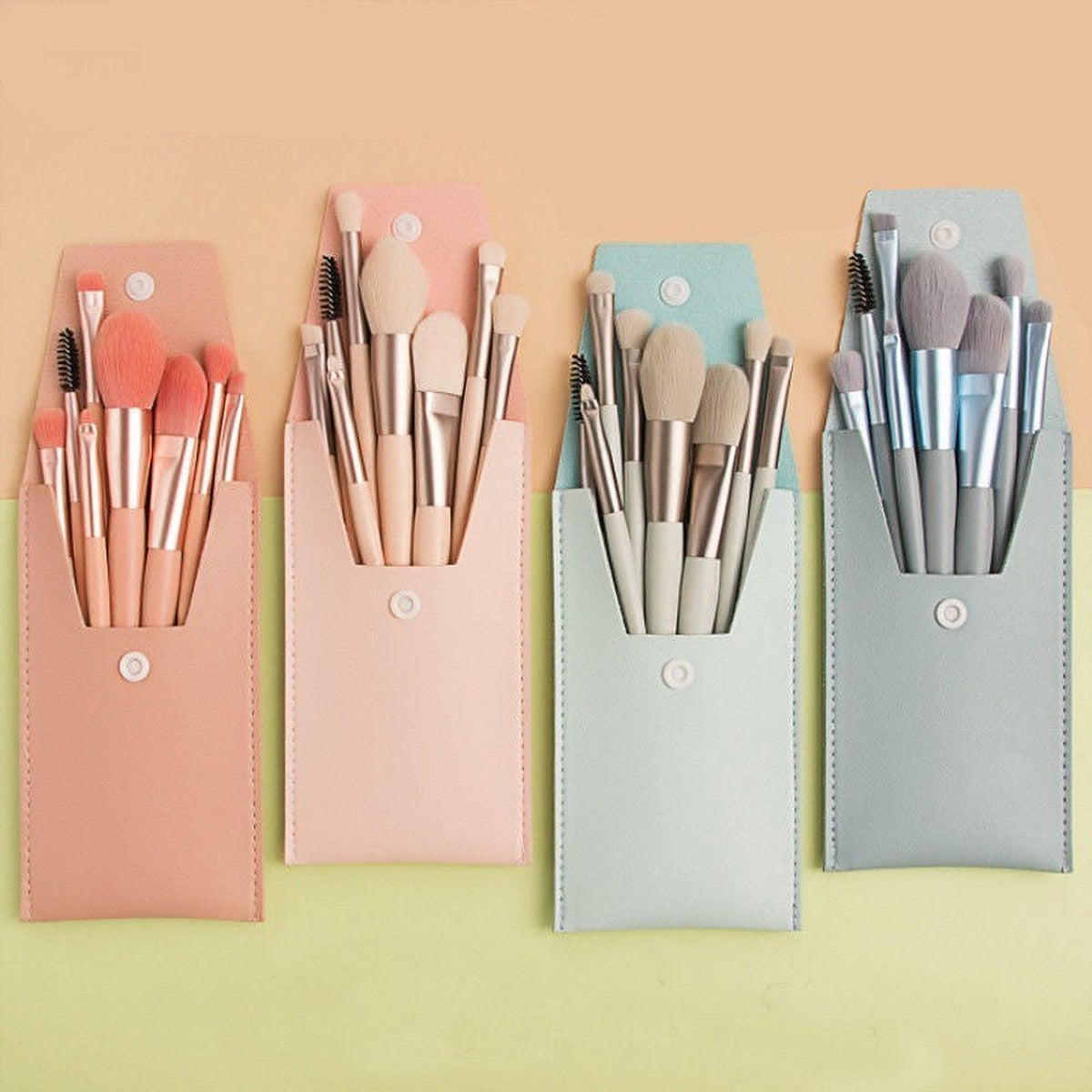 Mini travel makeup brush set by Glow Ritual