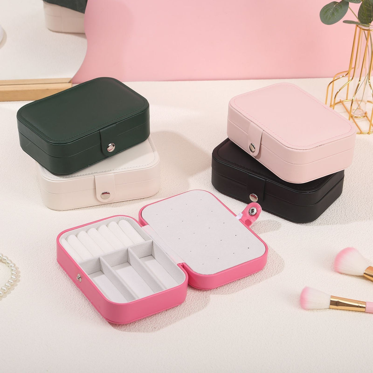 Small travel jewelry case by Glow Ritual