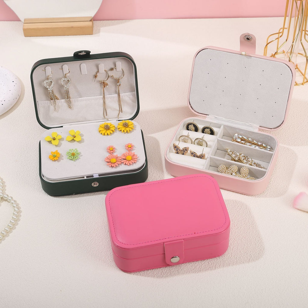 Small travel jewelry case by Glow Ritual