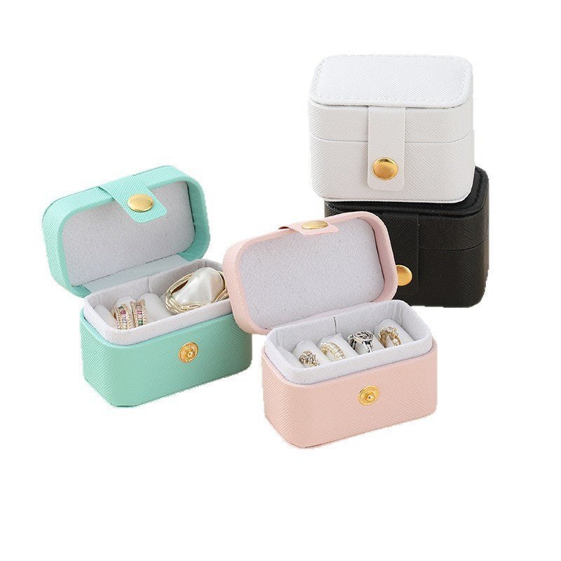 Mini travel jewelry case by Glow Ritual
